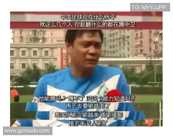 足球明星犀利回应瞬间回顾引发热议的经典场景与对话