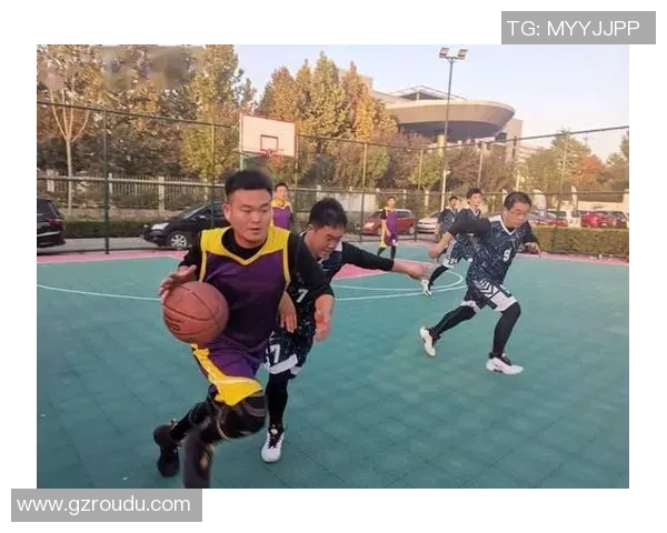 广州篮球队的拼搏之路与邀请赛的荣耀时刻回顾 广州篮球队的拼搏之路与邀请赛的荣耀时刻回顾